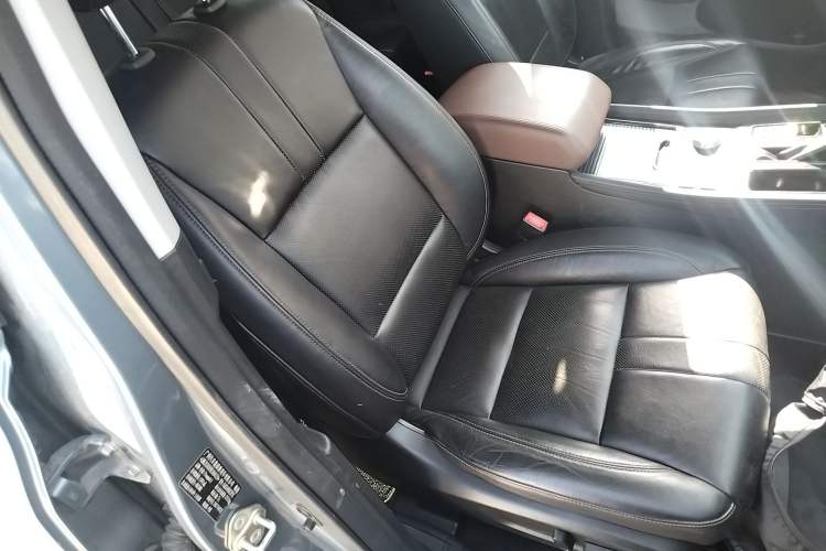 Used GAC Trumpchi GS8 2017 320T Four-Wheel Drive Luxury Smart Connectivity Version (7 Seats)