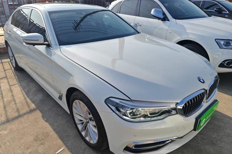 Used BMW 5 Series New Energy 2020 Mileage Upgrade Version 530Le Luxury Package
