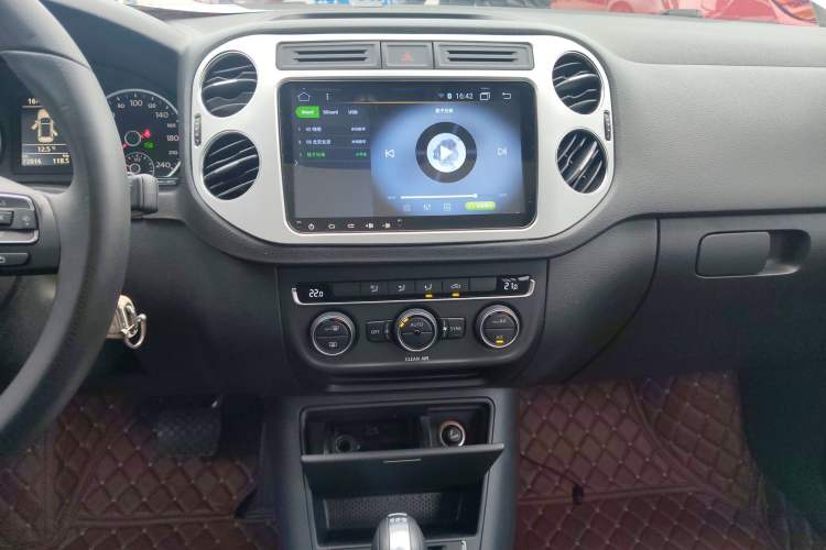 Used Volkswagen Tiguan L 2016 280TSI Automatic Two-Wheel Drive Silk Road Comfort Edition