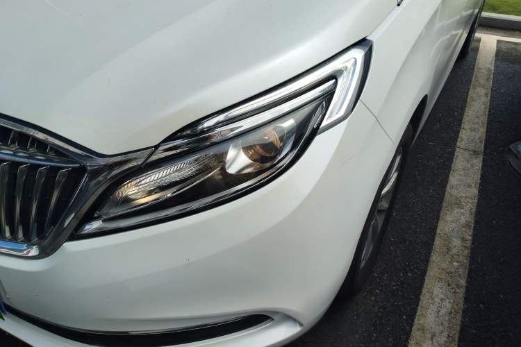 Used Buick GL8 2018 ES 28T Comfort Model China VI Standard
