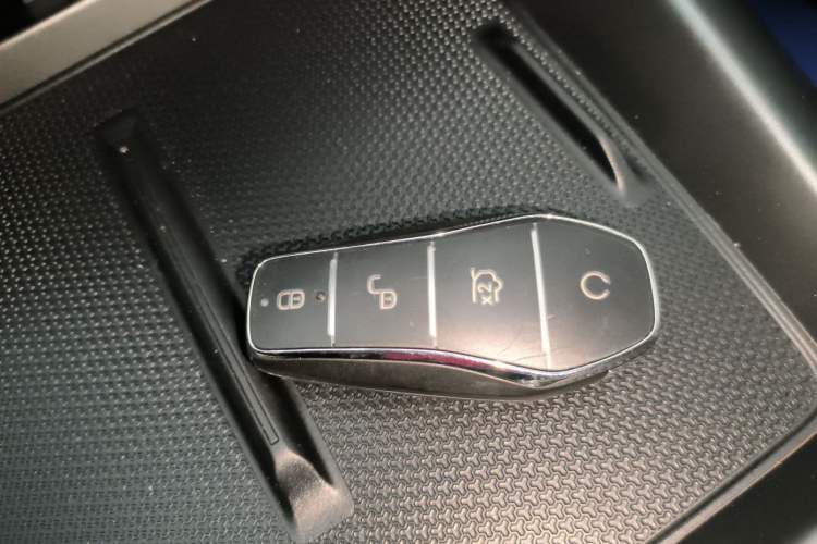 Used BYD Qin PLUS 2025 DM-i Smart Drive 55KM Leading Model
