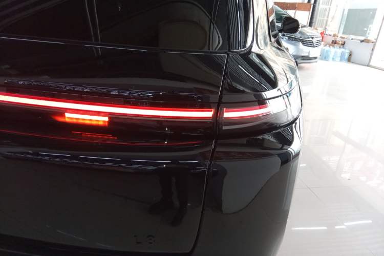 Used Li Auto L8 2023 Pro Model