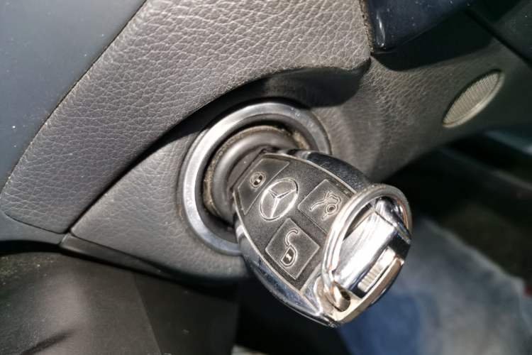 Used Mercedes-Benz C-Class 2013 C 180 Classic Grand Edition
