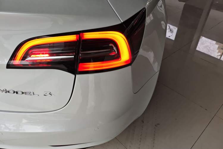 Used Tesla Model 3 2022 Rear-Wheel-Drive Version