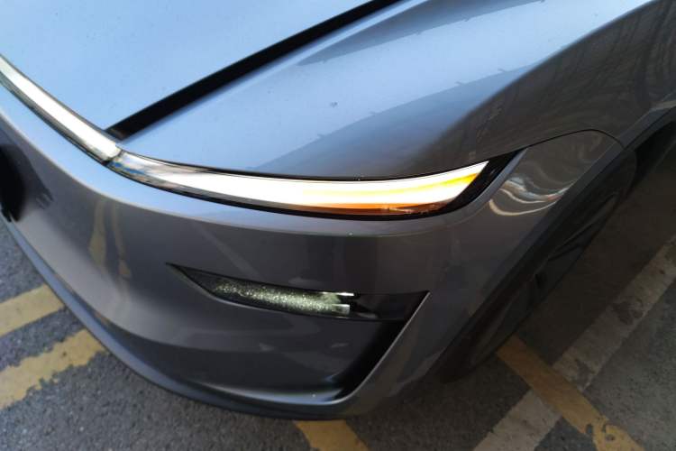 Used Tesla Model Y 2025 Rear-Wheel-Drive Version
