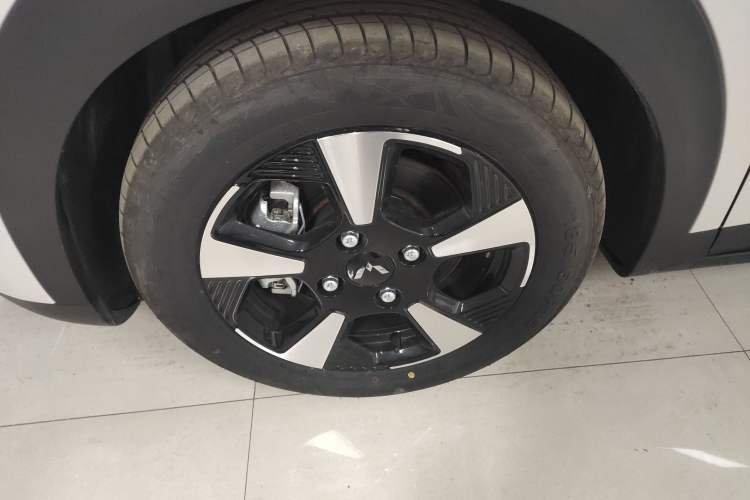 Used Wuling Bingo PLUS 2024 401 km Range 5-Seater Version