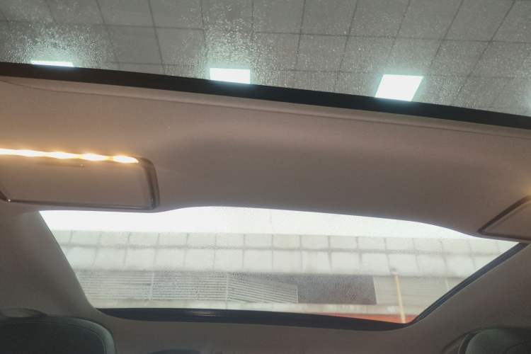 Used Mercedes-Benz E-Class New Energy 2022 Second Facelift E 350 e L Plug-in Hybrid Sedan
