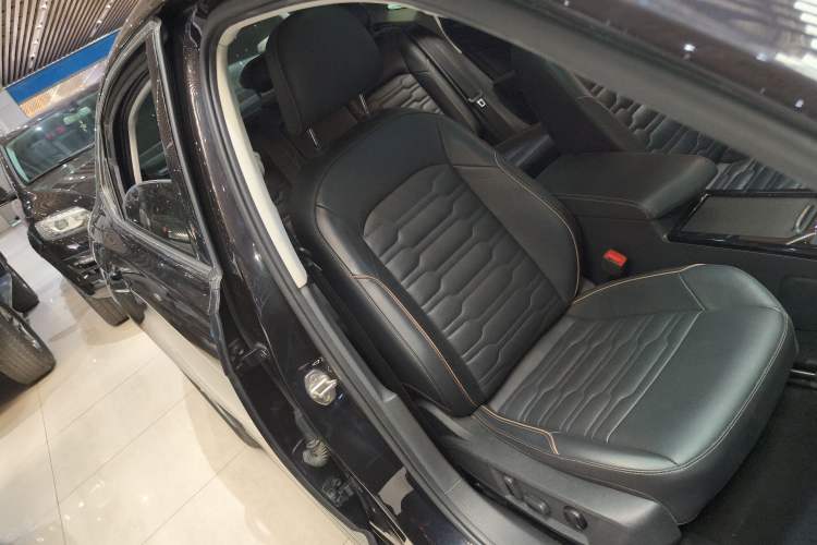 Used Volkswagen Passat 2021 330TSI Elite Edition
