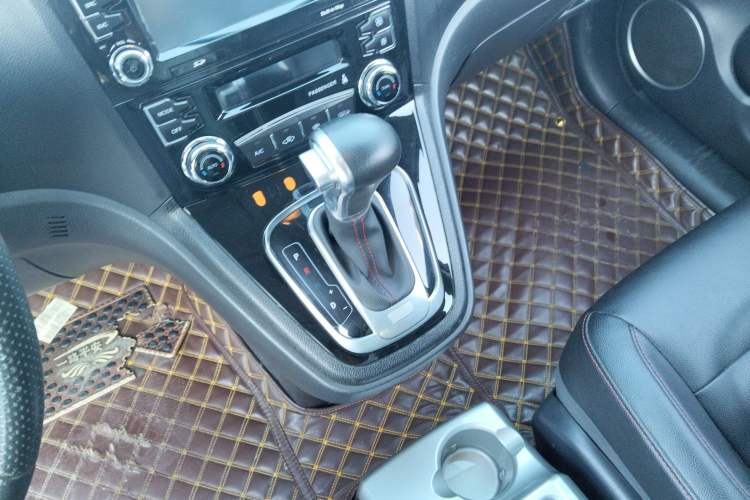 Used Haval H6 2016 Upgraded Model 1.5T Automatic Two-Wheel Drive Elite Version