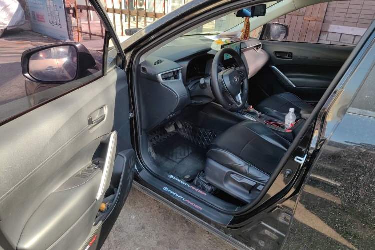 Used Toyota FRONTLANDER 2023 2.0L CVT Leading Edition