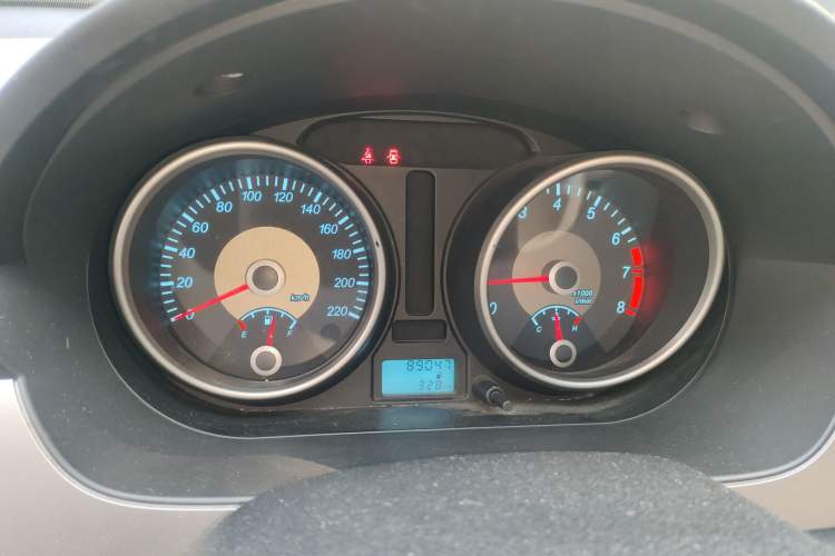 Used Buick Excelle 2013 1.5L Manual Classic Model
