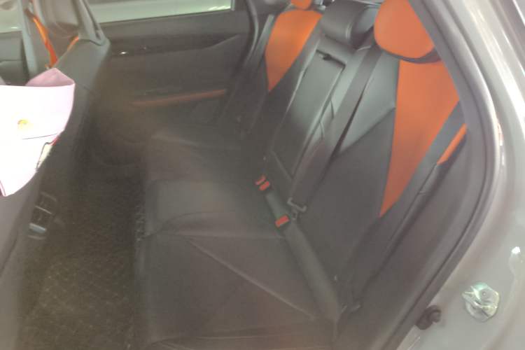 Used Changan UNI-V 2022 1.5T Smart Navigation Version
