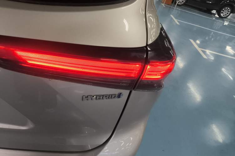 Used Toyota Highlander 2022 Dual-Engine 2.5L Two-Wheel Drive Prestige Edition 7-Seater
