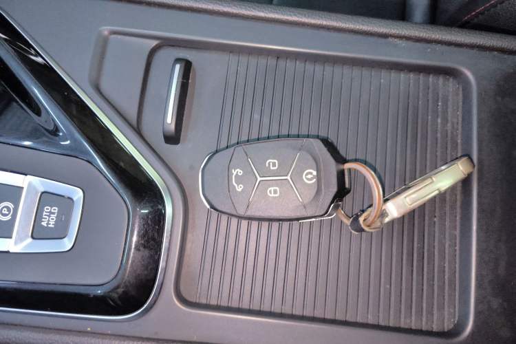 Used Lynk & Co 02 2019 1.5T DCT Two-Wheel Drive Sporty Version China VI Standard
