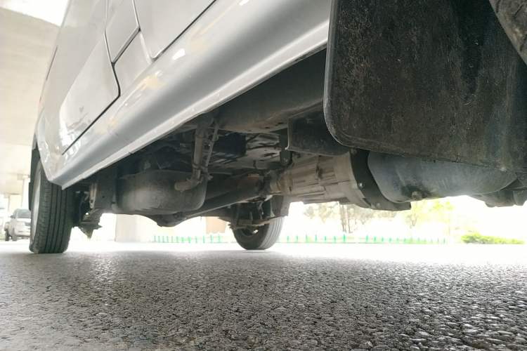 Used Jinbei Hiace X30 2023 1.5L Super-Enjoyment Van 2/5 Seats Non-Air-Conditioned Version SWC15M
