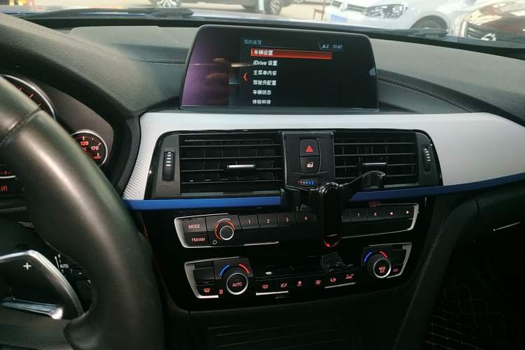 Used BMW 3 Series 2019 320i M Sport Package
