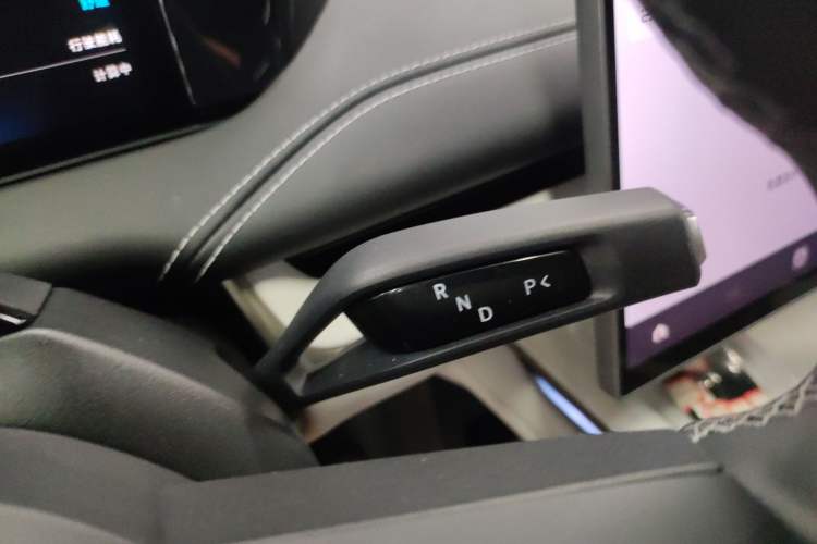 Used  SU7 2024 Rear-Drive Long-Range Intelligent Driving Version
