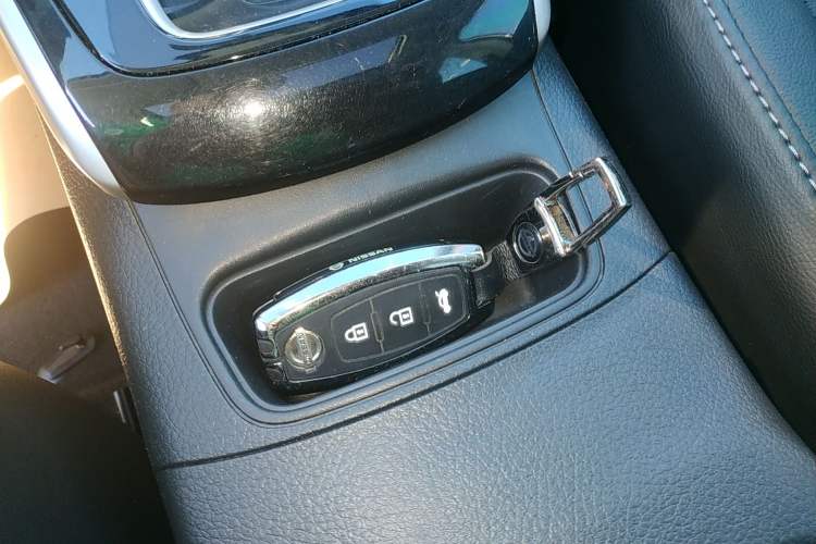 Used Nissan Sylphy 2019 1.6XV CVT Smart Connect Luxury Edition China VI Standard