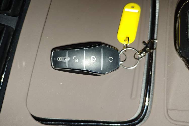 Used BYD Han 2023 EV Champion Edition 605KM Front-Drive Premium Model
