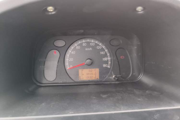 Used Wuling Zhiguang 2020 1.2L Van Utility Model China VI Emission Standard 5-Seater LSI