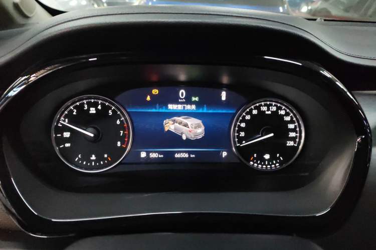 Used Buick GL8 2023 Land Executive Class Comfort Model
