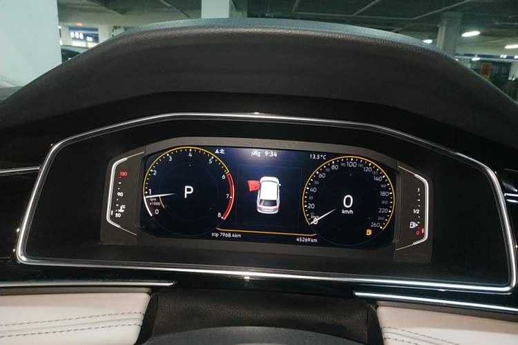 Used Volkswagen Tiguan L 2022 330TSI Automatic Two-Wheel Drive Smart Edition
