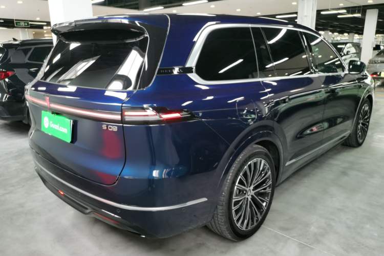 Used  S09 2025 Four-Wheel Drive Ultra+ Custom Edition
