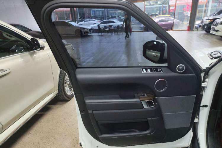 Used Land Rover Range Rover SportNew Energy 2018 P400e
