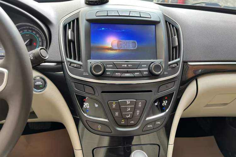 Used Buick Regal 2015 2.0L Elite Fashion Edition
