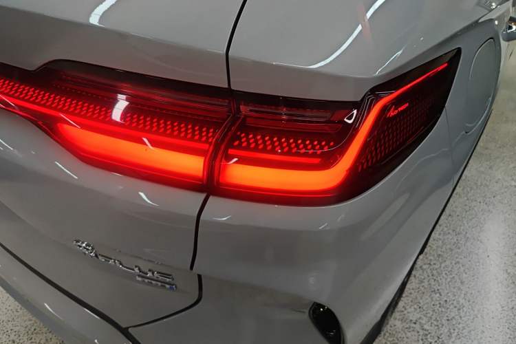 Used BYD Song PLUS New Energy 2025 DM-i 160KM Flagship Model
