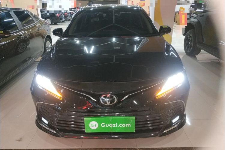 Used Toyota Camry 2021 2.0G Luxury Edition
