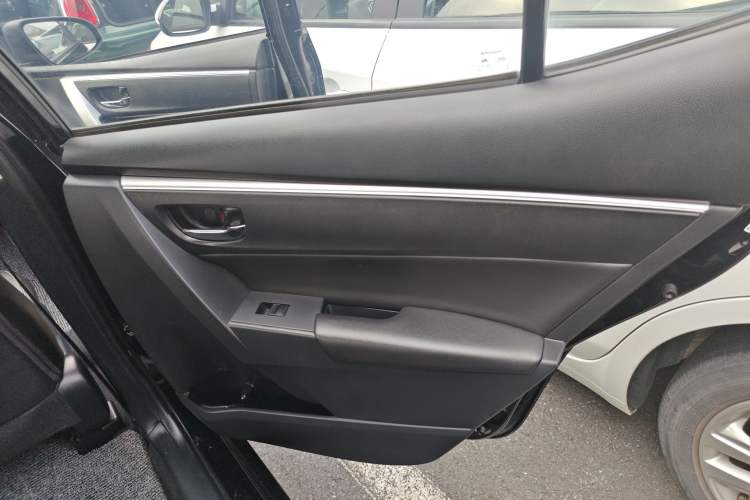 Used Toyota Levin 2017 Revised Version 185T CVT Elite Edition China VI Standard
