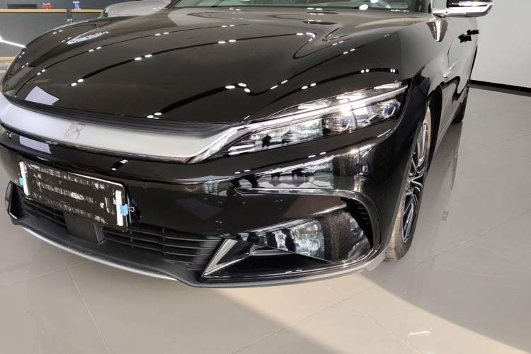 Used BYD Han 2025 EV with 701 km of Laser Radar-Enabled Intelligent Driving