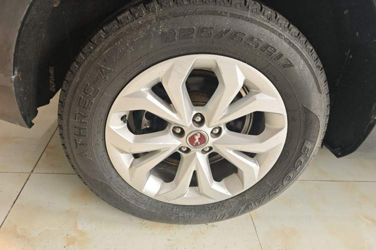 Used Hanteng X7 2016 1.5T Manual Luxury Edition