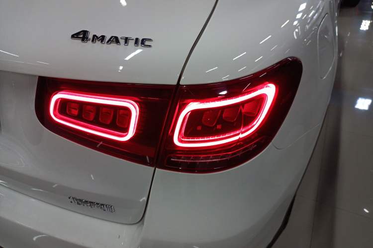 Used Mercedes-Benz GLC 2020 Facelift GLC 260 L 4MATIC Luxury Edition
