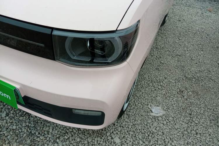 Used Wuling Hongguang MINIEV 2022 Macaron Premium Model – Lithium Iron Phosphate
