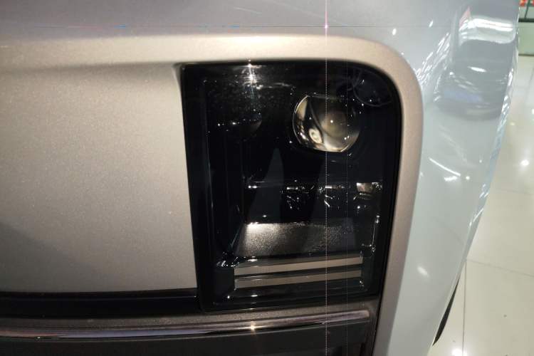 Used Li Auto L8 2023 Pro Model
