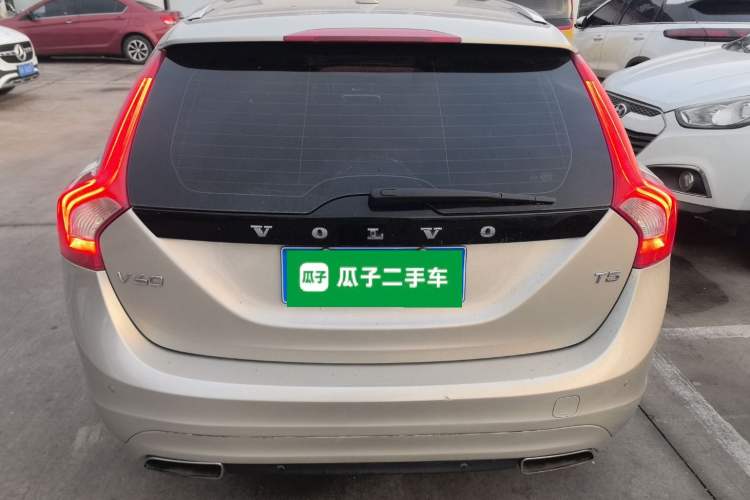 Used Volvo V60 2017 T5 Zhiyi Edition China V Standard