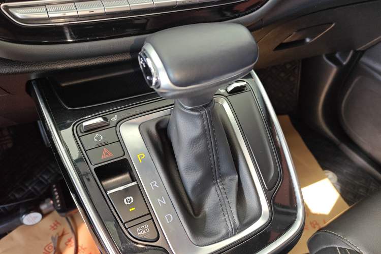 Used GAC Trumpchi M6 2021 270T DCT Luxury Edition (7-seater)
