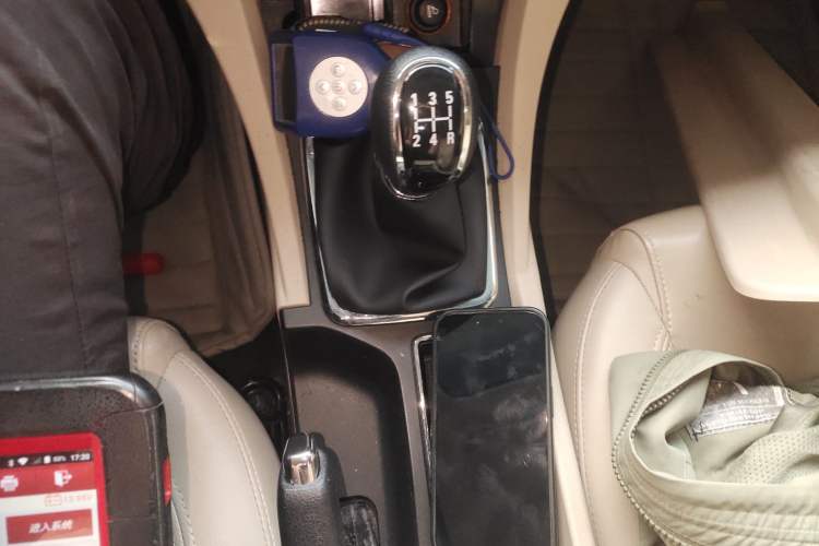 Used Geely Auto Emgrand 2017 Sedan Million Edition 1.5L Manual Luxury Model
