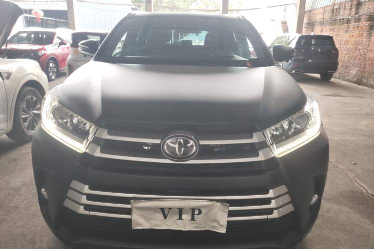 Used Toyota Highlander 2018 2.0T Four-Wheel Drive Luxury Version 7 Seats China VI Standard
