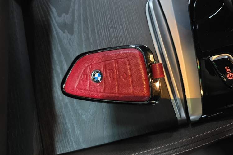 Used BMW 5 Series 2023 Restyled 530Li Leading Edition M Sport Package
