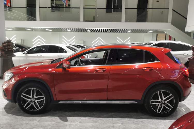 Used Mercedes-Benz GLA 2017 GLA 200 Fashion Model