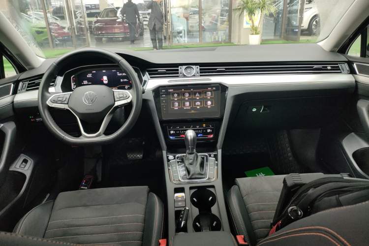 Used Volkswagen Magotan 2021 330TSI DSG 30th Anniversary Edition