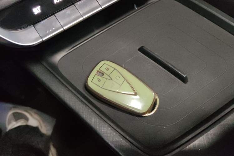 Used Changan UNI-T 2022 1.5T Prestige Version