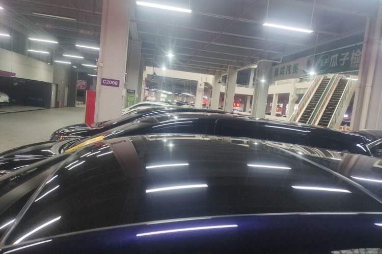 Used Toyota Harrier 2022 2.0L CVT Two-Wheel Drive Deluxe Edition
