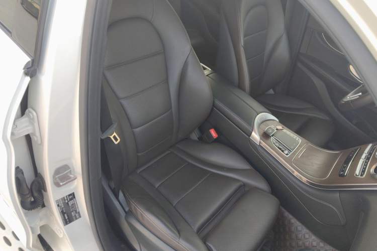 Used Mercedes-Benz GLC 2020 GLC 300 L 4MATIC Dynamic Edition
