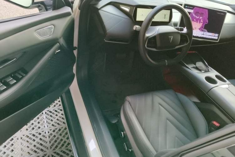 Used  SL03 2023 200Max Range-Extended Version