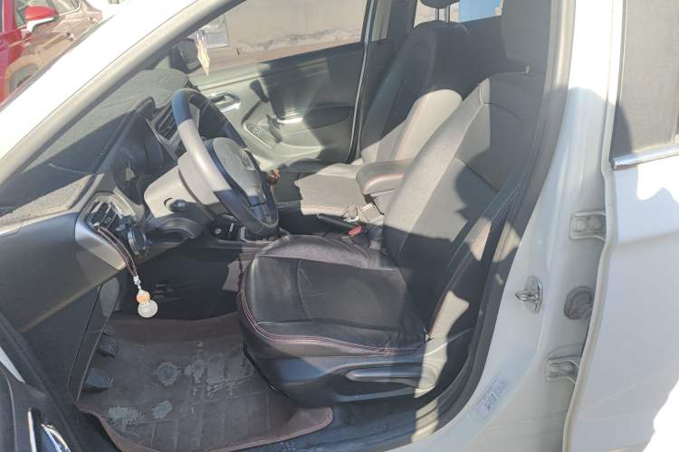 Used Peugeot 301 2016 1.6L Manual Comfort Edition