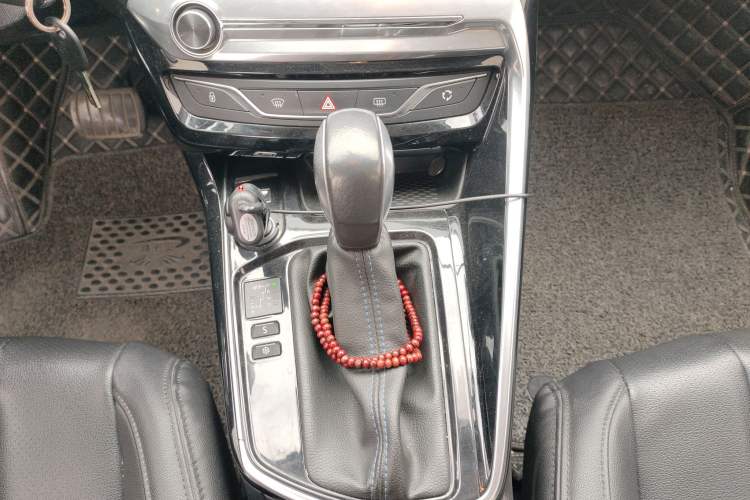 Used Peugeot 308 2018 1.6L Automatic Luxury Edition
